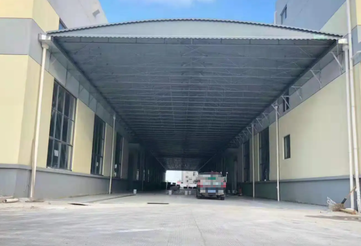 昆山昆山推（tuī）拉蓬